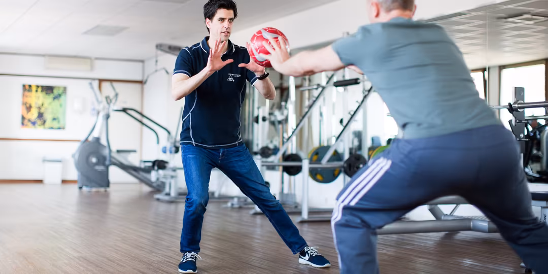 Sportfysiotherapie oefentraining in Voorschoten bij fysiotherapeut